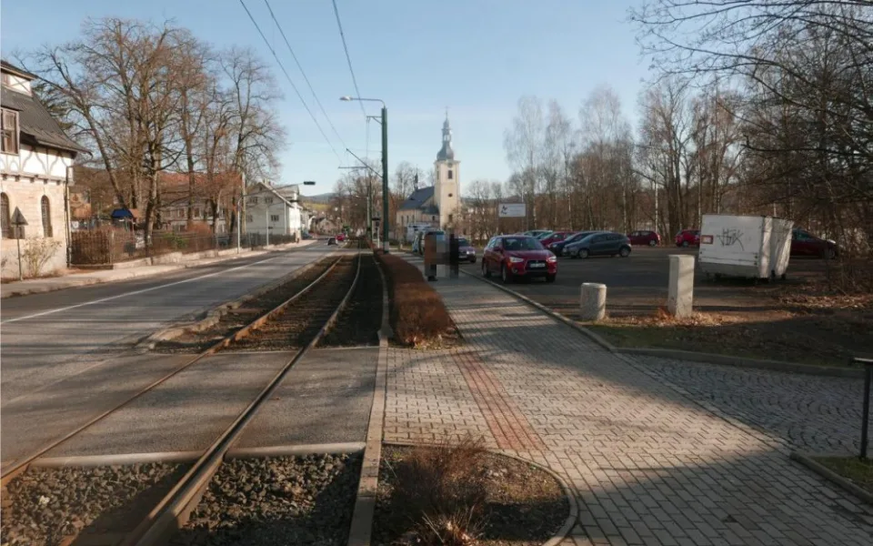 Policie žádá o pomoc svědky dopravní nehody ve Vratislavicích nad Nisou