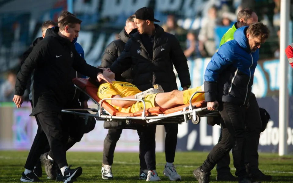 Jeden z nejhorších momentů, co jsem ve fotbale viděl, popsal Chaluš zranění Bačkovského. Brankář Liberce byl v bezvědomí, zapadl mu jazyk