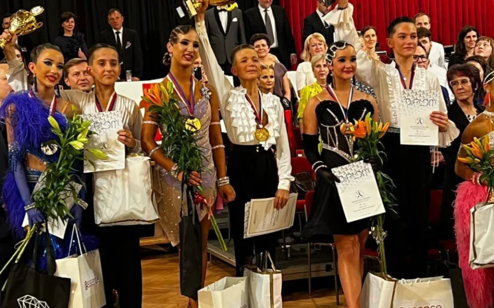 Juniorští Mistři ČR v latinskoamerických tancích.