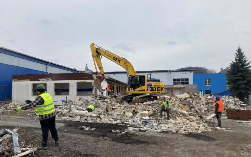 Město Frýdlant vybuduje u zimního stadionu nový kabinový blok