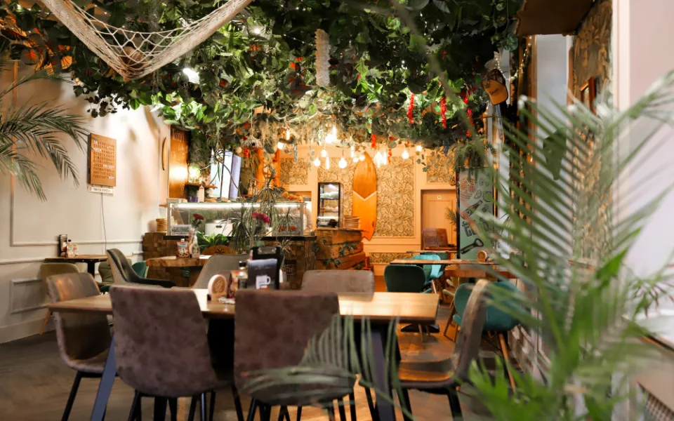 Bistro Kauai poke je ostrovem plným chutí a vůní v městě na severu