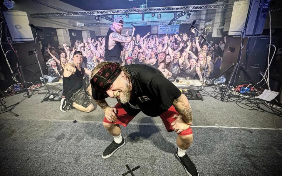 Frontman libereckých Krucipüsk Hájíček měl vážnou nehodu. Kapela ruší koncerty