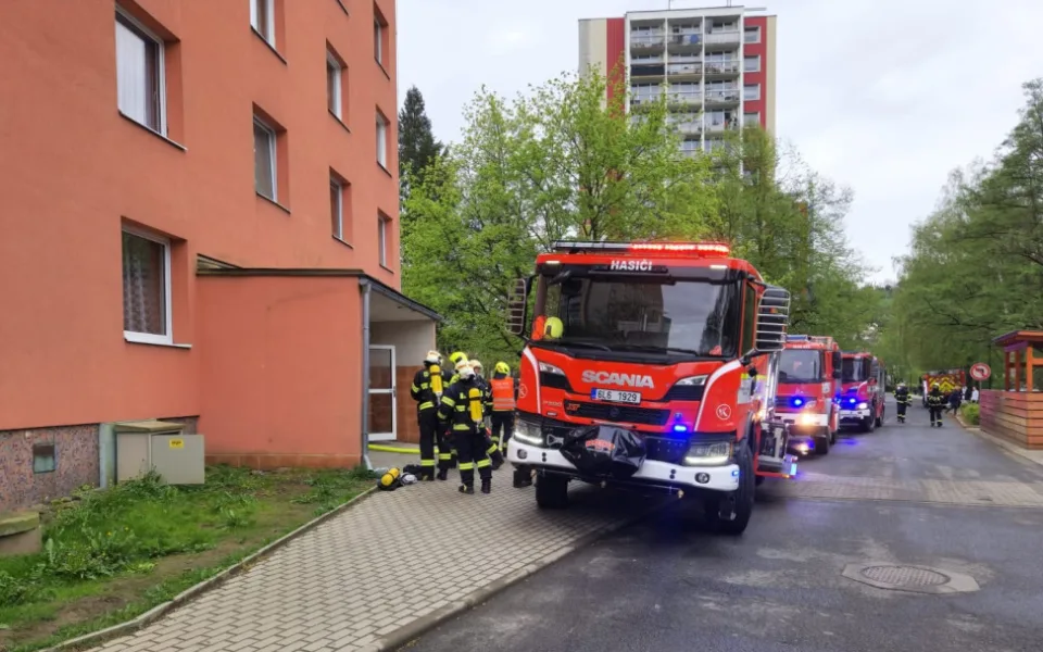 Byt v paneláku v Brodě hořel v pondělí ráno.