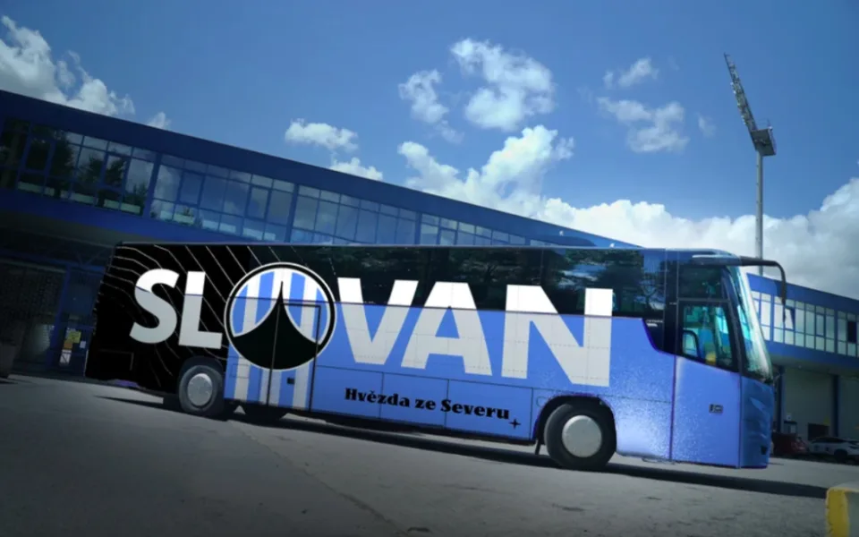 Slovan prochází přestavbou. Představil nové logo, chystají se změny v kádru
