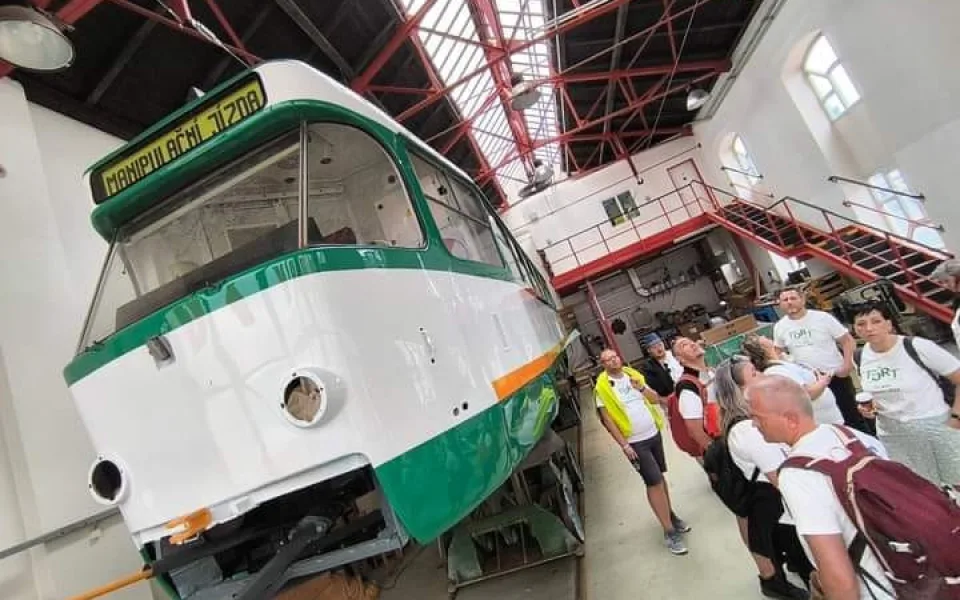 Řidiči tramvají se sešli v Liberci. Ve městě proběhl po deseti letech další sraz Fořtů