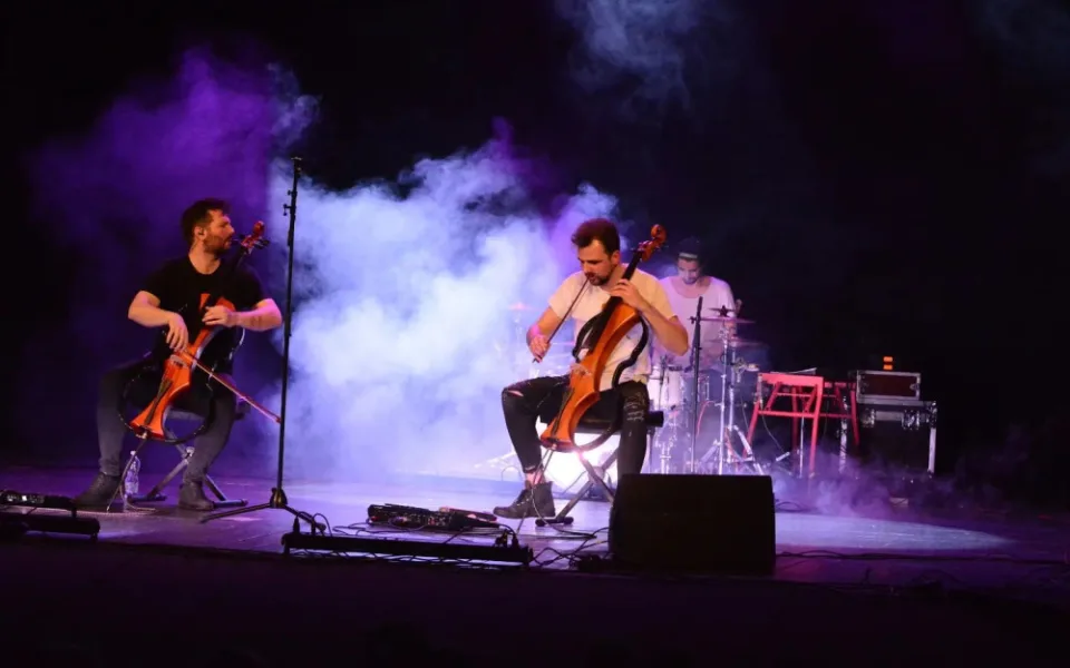 V rámci programu jabloneckých tónů vystoupí i The Cello boys.