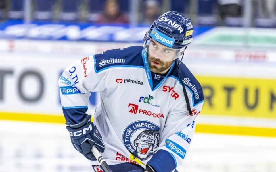 McCoshen opouští Tygry, jde do KHL. Oblékat bude dres čínského Kunlunu