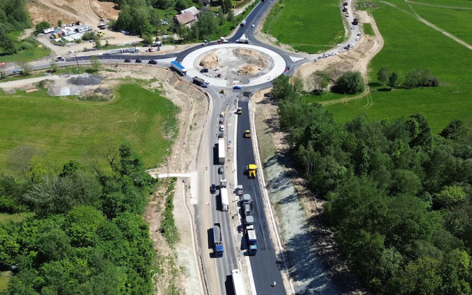 Na rušném úseku silnice I/9 mezi Svorem a Novým Borem skončí dopravní omezení