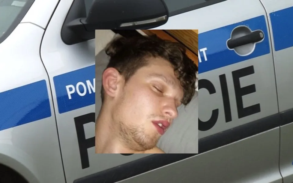 Policie pátrá po totožnosti muže z fotografie. Poznáváte ho?