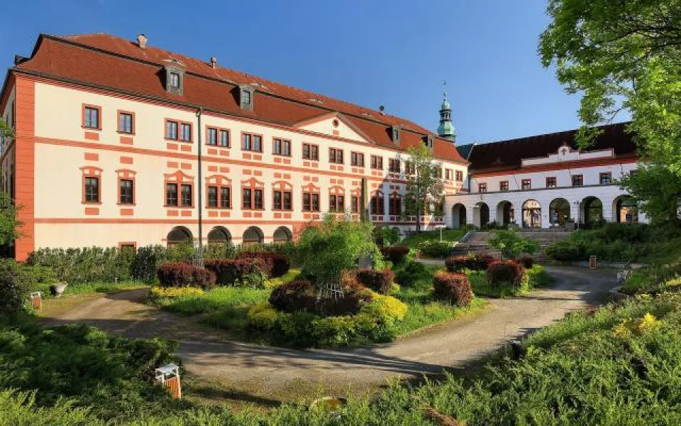 Liberecký zámek patří poprvé v historii městu