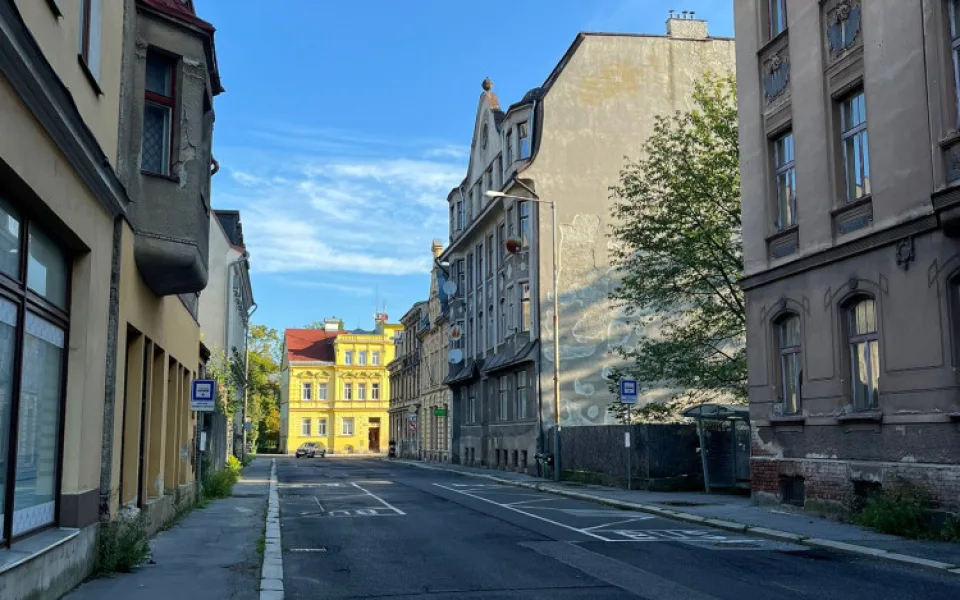 Řidiče v Jablonci čeká další komplikace – v pondělí se uzavře ulice Mlýnská