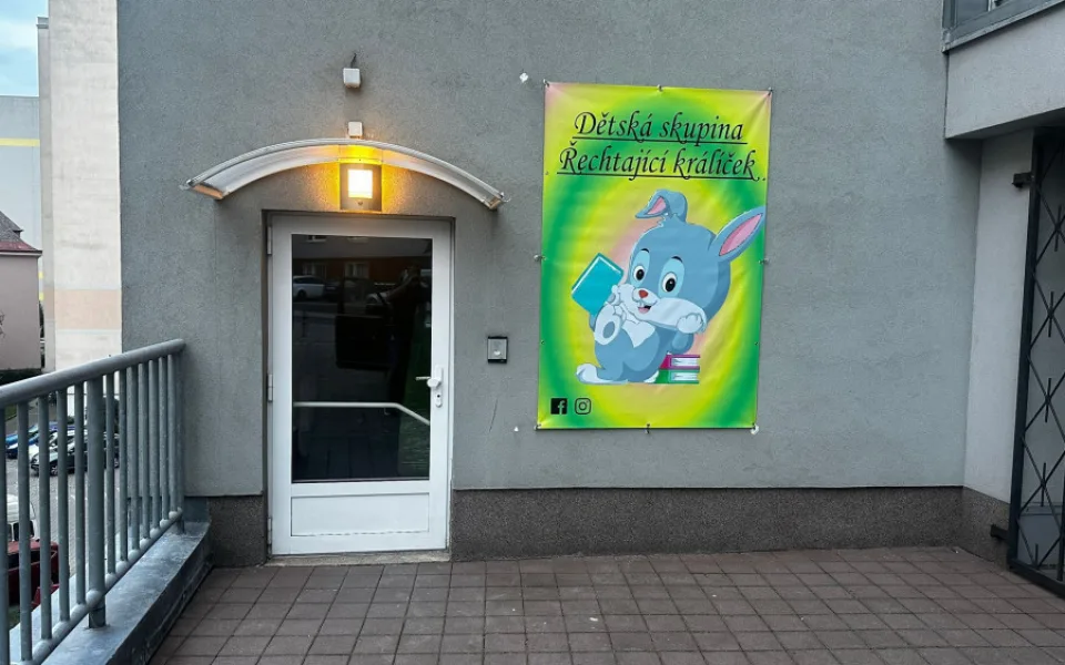 Zařízení pro nejmenší děti chybí. Řešením jsou dětské skupiny, jedna nyní otevřela i v Liberci