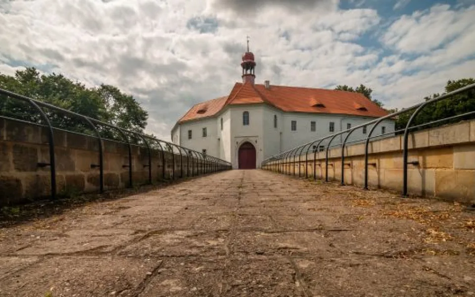 Objevte podzimní kouzlo hradů a zámků Libereckého kraje před jejich zimním spánkem