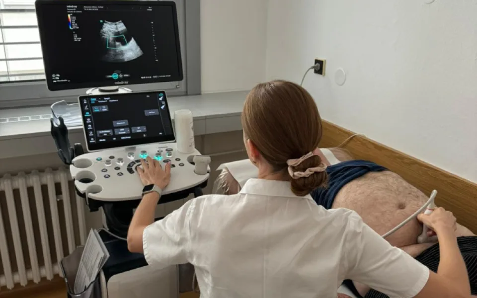 Jablonecká nemocnice získala v rámci kraje unikátní ultrazvuk pro urologii, dokáže včas zachytit karcinom prostaty i varlete