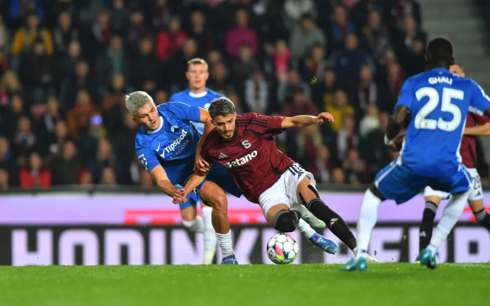 Slovan předvedl bojovný výkon, ale na Spartu nestačil. Prohrál 1:2