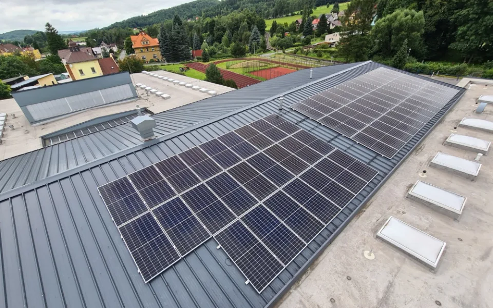 Hejnice vybudují další tři fotovoltaické elektrárny