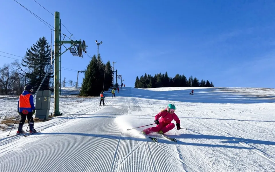 Niseko plánuje modernizaci skiareálu v Bedřichově, od obce za to chce pozemky