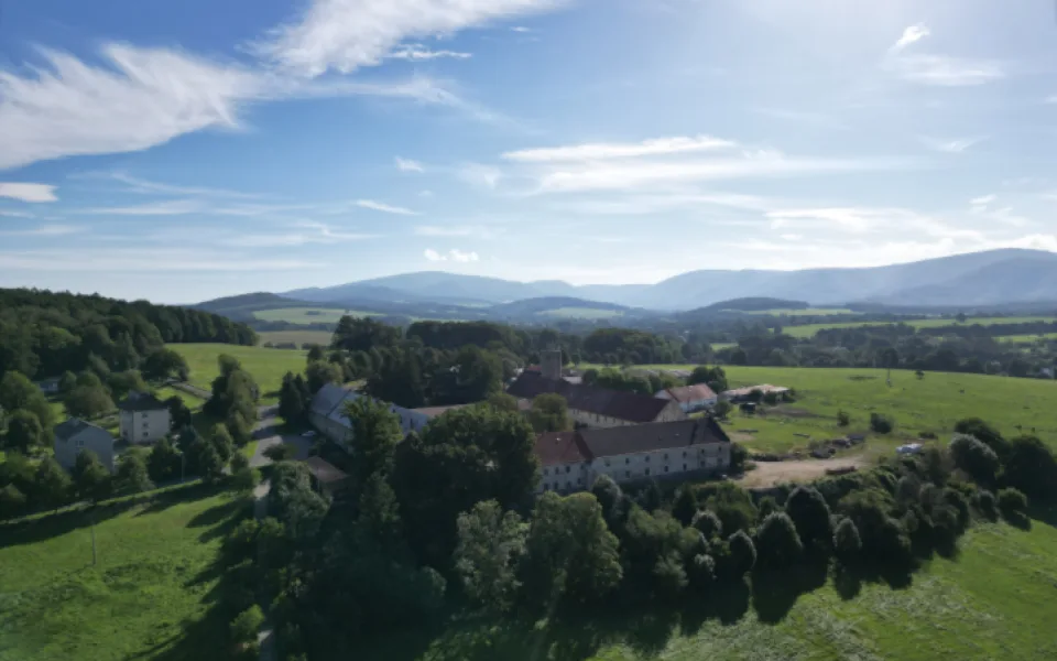 Kraj hledá budoucnost zámeckého statku ve Frýdlantu. Vzniknout by tam mohl areál pro turisty za miliardu