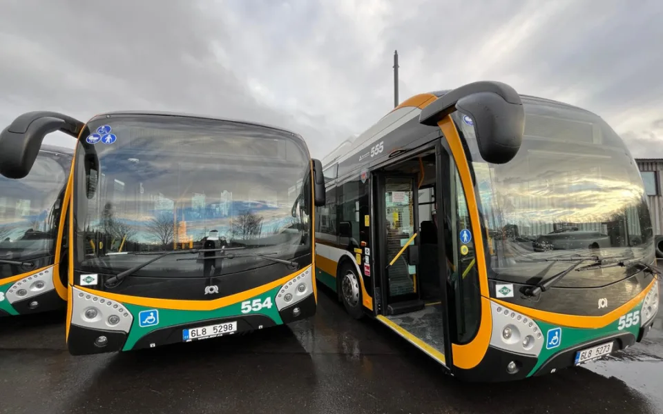 Obnova vozového parku libereckého dopravního podniku. Do pěti let budou třetinu tvořit elektrobusy