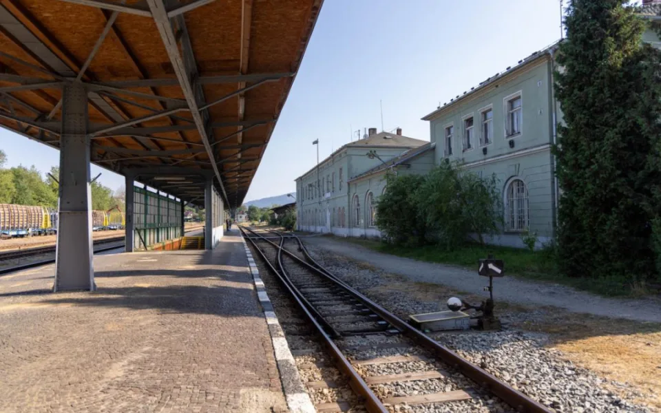 Správa železnic doplní trať v Hrádku novým softwarem. Vlaky budou nově v obou směrech odjíždět současně