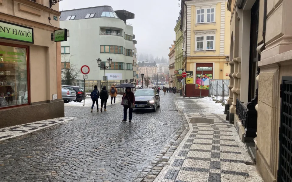 Město odkládá sjednocení vjezdu do pěších zón. Platit začne od dubna