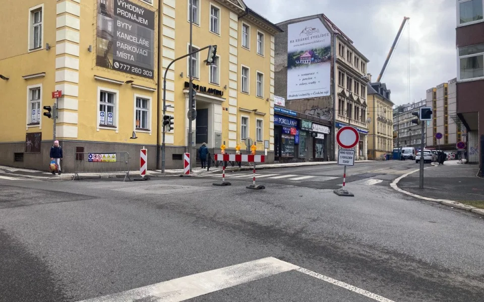 V centru Liberce bude od příštího týdne dočasně průjezdná Jablonecká ulice