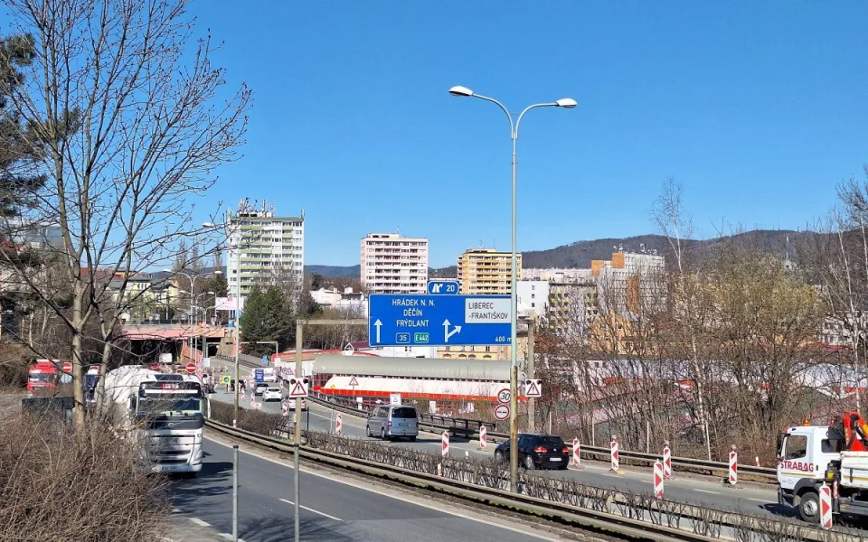 Liberecký tunel na průtahu městem se dnes ve 20 hodin na 20 minut úplně uzavře