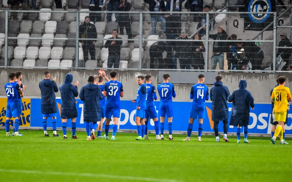 Slovan čeká klíčový duel v Hradci. Fanoušci zaplní dva autobusy