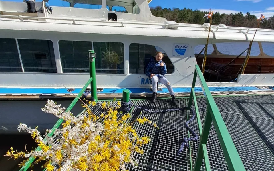 Sezona výletních lodí na Máchově jezeře začne velikonočními plavbami