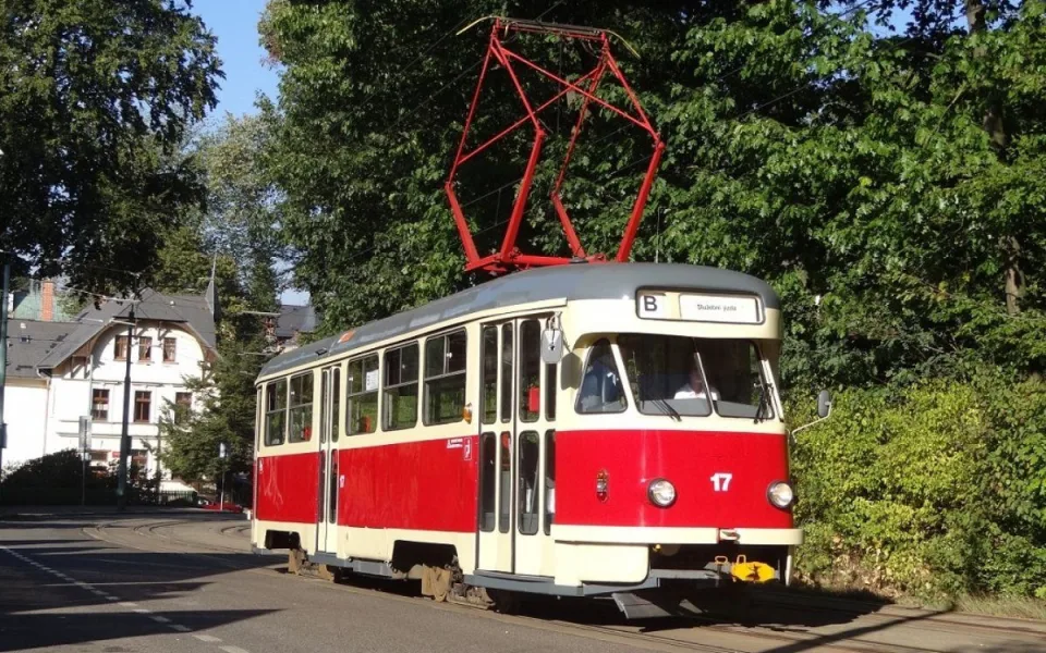 Před 65 lety začaly v Liberci jezdit tramvaje T2. Výročí připomenou historické jízdy