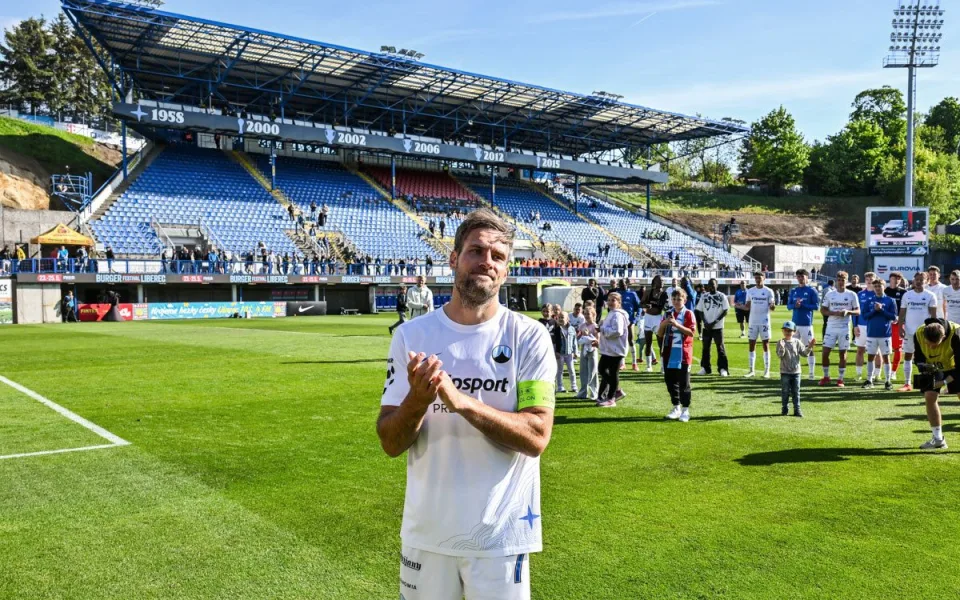 Rabušic se zařadil k legendám Slovanu a odehrál poslední zápas. Už to nešlo, řekl