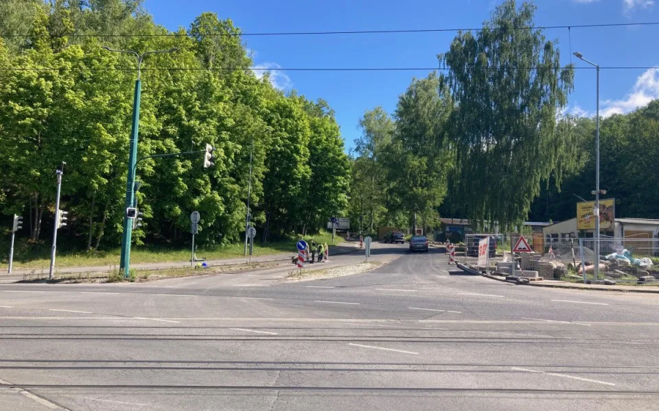 Kunratická ulice bude pro dopravu přes víkend úplně uzavřena