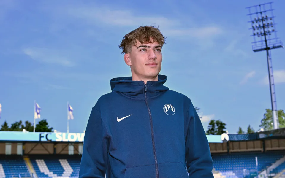 Další posila do ofenzivy. Slovan podepsal záložníka Hrušku