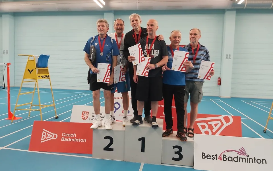 Dohnal a Polach druzí na Mistrovství ČR seniorů v badmintonu