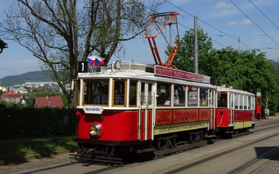 Libercem bude každou prázdninovou sobotu jezdit historická tramvaj, poprvé dnes
