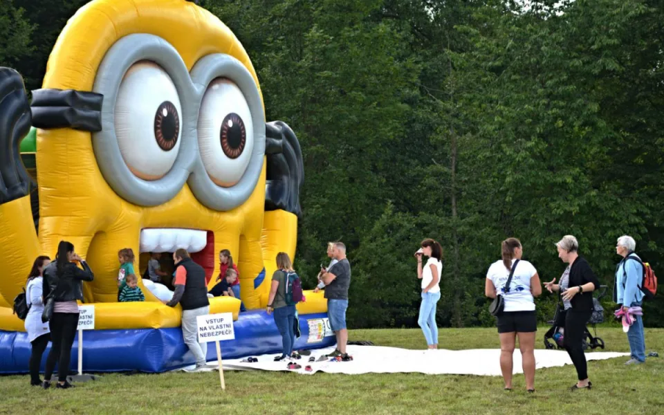 Novoveský festival opět přivítá rodiny, kapely i milovníky piva