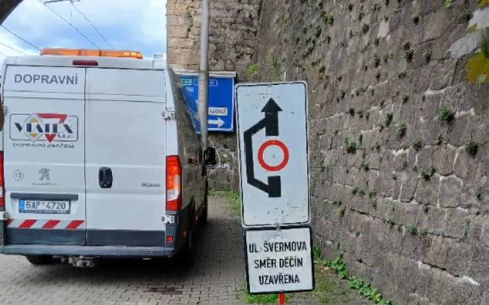 Křižovatka ulic Švermova a Žitavská v Liberci je po celý víkend neprůjezdná