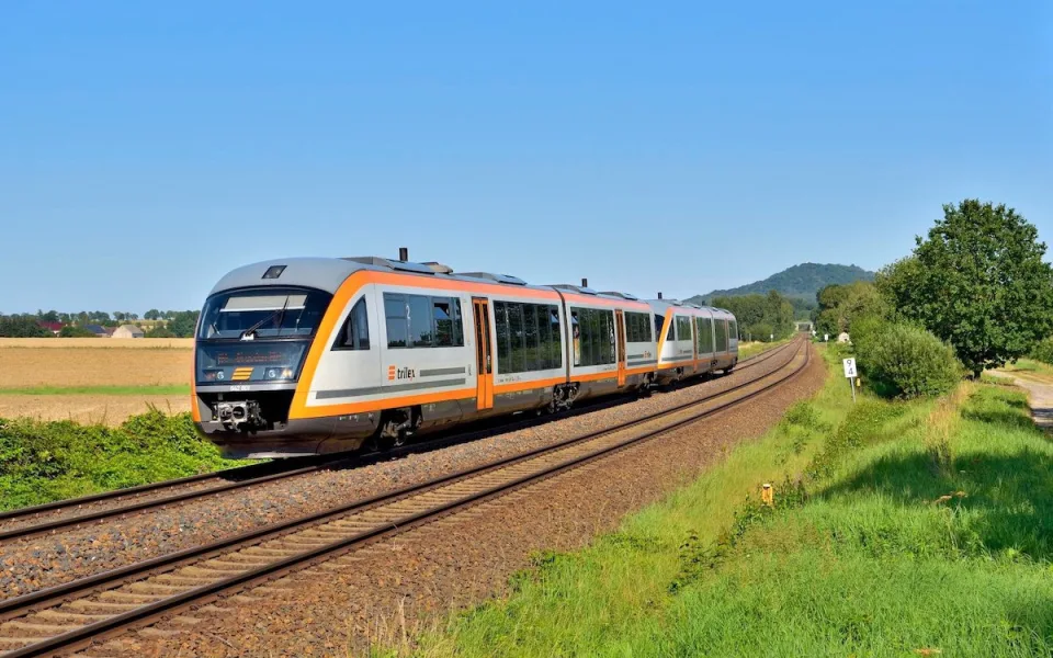 Práce, která má smysl. Die Länderbahn hledá referenta dopravy