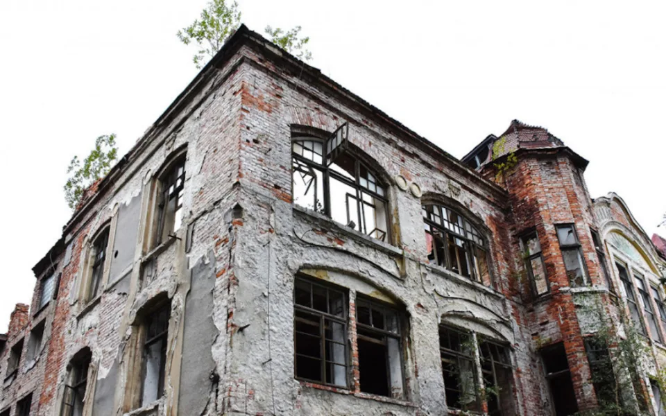 Dvě stě milionů na revitalizaci brownfieldů. Žádat mohou kraje i obce
