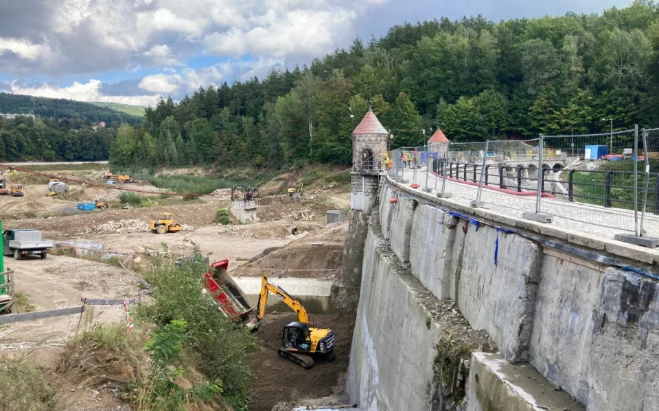 Liberecká přehrada se začne napouštět příští jaro, ve stejné době se zpřístupní