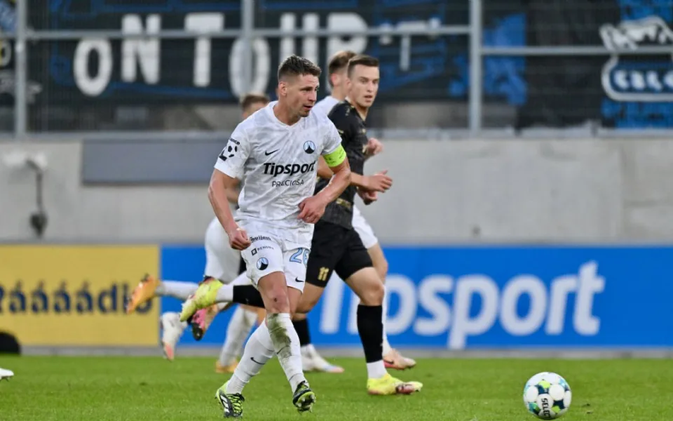 Slovan zvítězil v Hradci 3:2, o last minute gól se postaral Jan Mikula