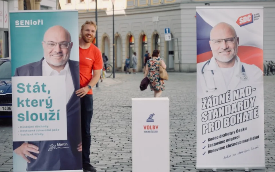 „Na vlastní oči jsme viděli, jak snadno lze zmanipulovat voliče.“