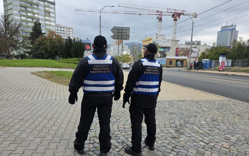 Asistenti prevence kriminality budou v Liberci pokračovat, místo 10 jich bude 6