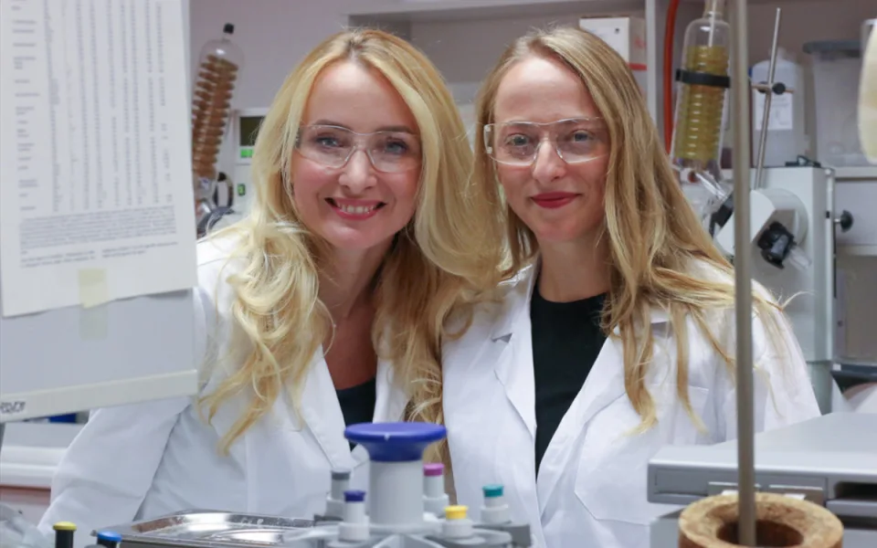 Zleva: Karolína Morávková a Pavlína Konopáčová.