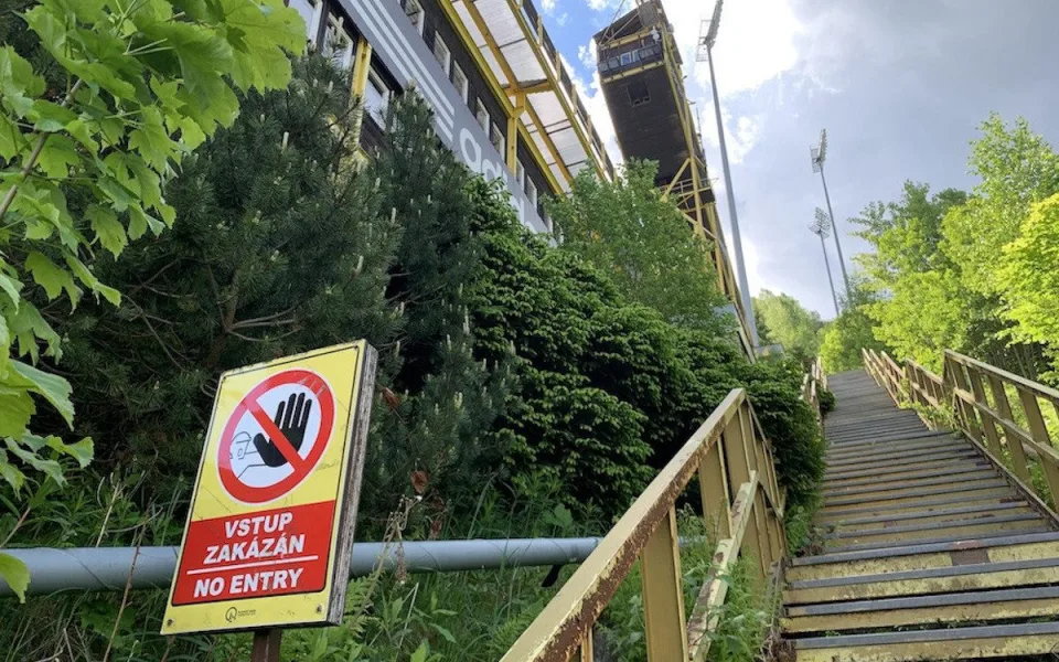 Harrachov odstoupí od sporné smlouvy na převod skokanských můstků