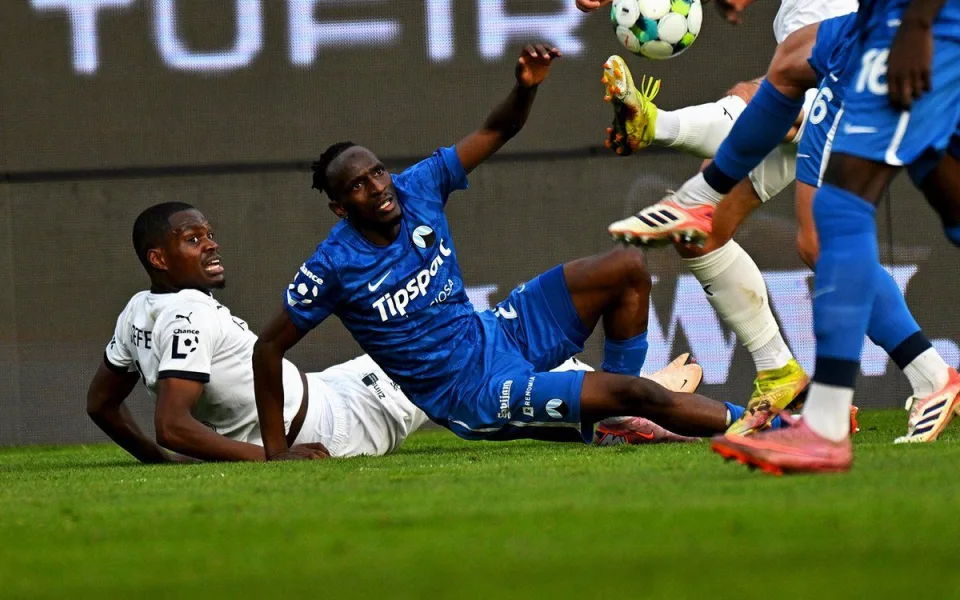 Slovan zvládl utkání na Slovácku, po výhře 3:0 získal cenné tři body