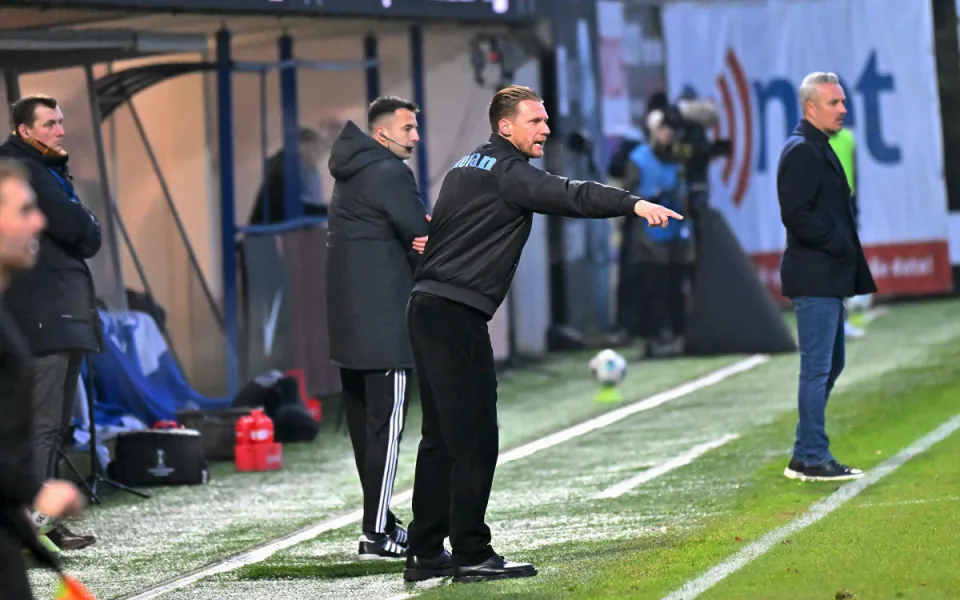Dohra duelu Slovanu s Olomoucí. Strkanice i vyjádření majitele k prodeji opor