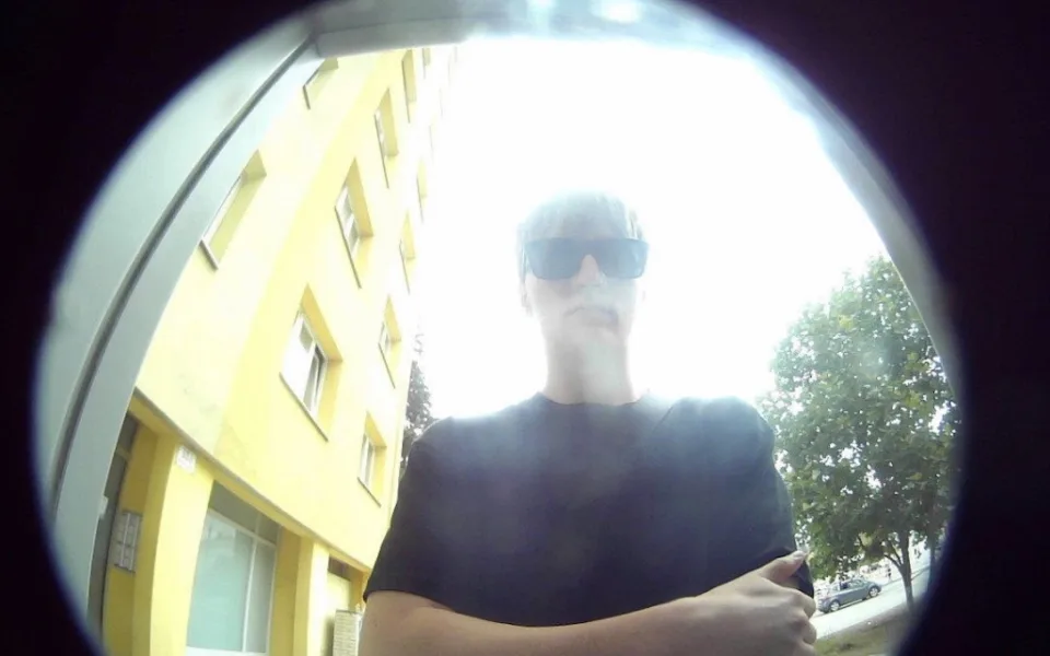 Mimoňští policisté hledají mladíka. Potřebujeme s ním mluvit, říkají