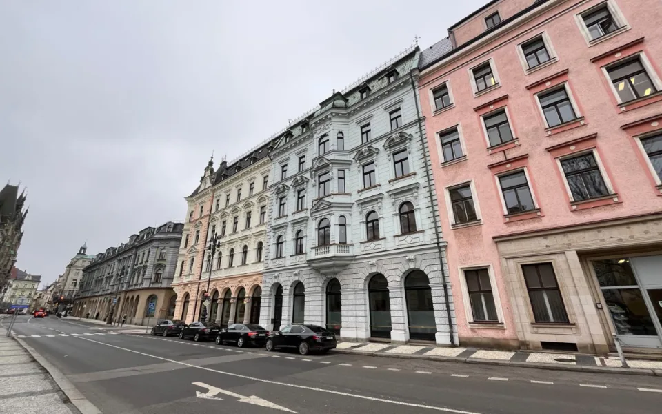 Liberec chce pro úředníky koupit za 44 milionů korun bývalou pobočku Kooperativy