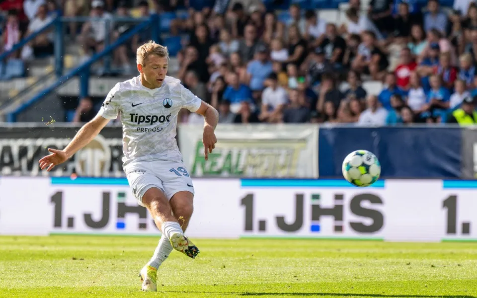 Hlavatý opouští Slovan. Vrací se do Pardubic, kam přestupuje